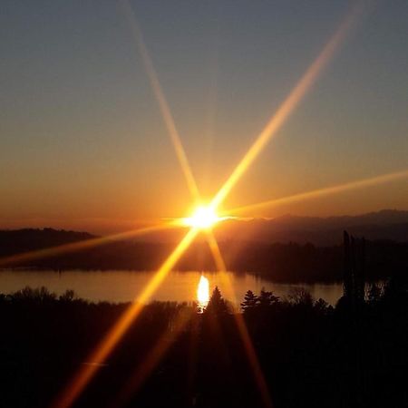 Tramonto Al Lago Apartment Gavirate Luaran gambar